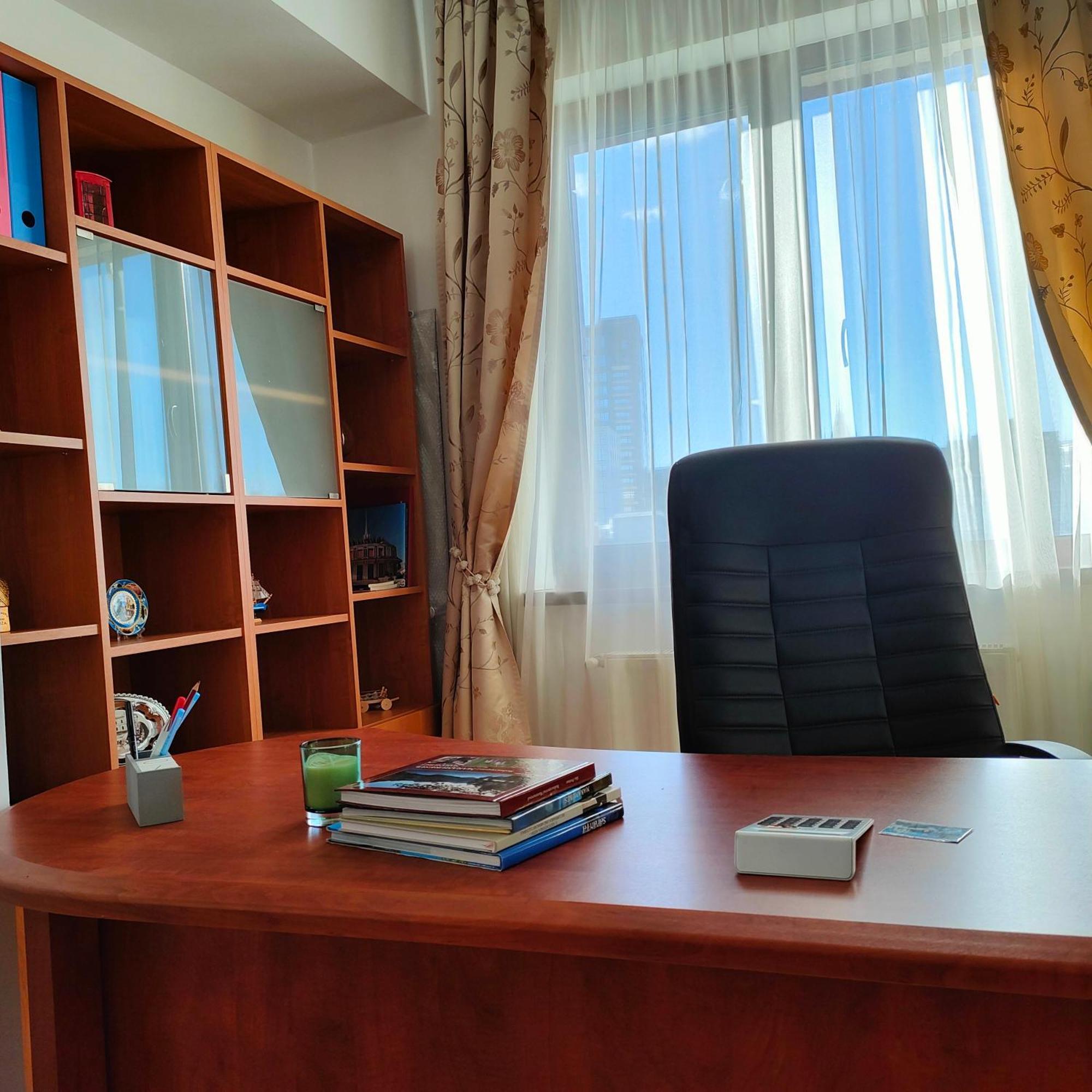 Central Apartament Iasi Buitenkant foto